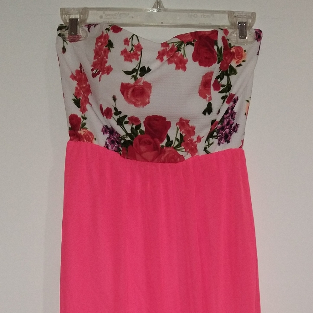 Maxi dress w/flower top and sheer bottom